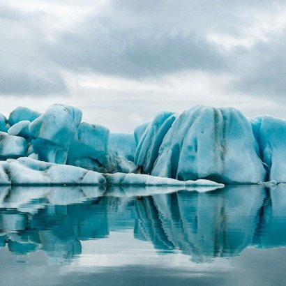 Lago glaciar en Islandia
